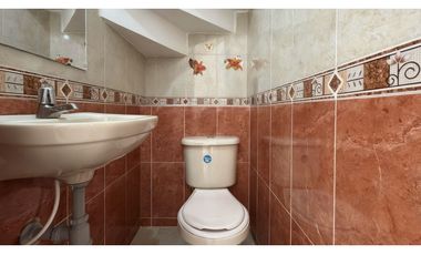 Casa remodelada de dos pisos en venta | Plaza Campestre - Palmira
