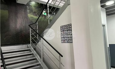 Edificio en Arriendo, barrio El Campin, Manizales.