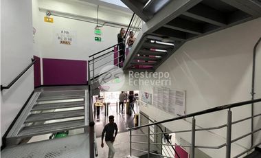 Edificio en Arriendo, barrio El Campin, Manizales.