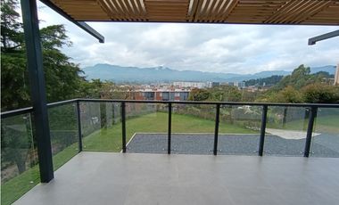 Arriendo finca nueva en parcelación en La Ceja
