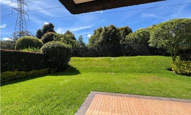 ARRIENDO CASA CLUB HOUSE PALO DE AGUA EN COTA.