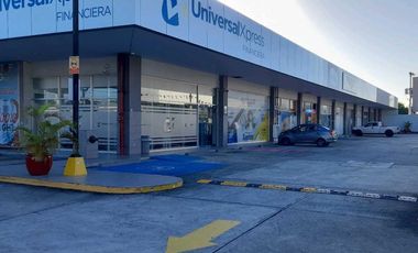 ALQUILER LOCAL EN PLAZA GALPAGOS - FRENTE A VILLA LUCRE