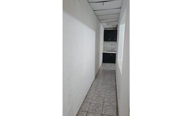 Se vende propiedad con 2 casas independientes // san miguelito YD