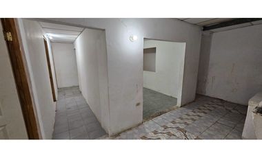 Se vende propiedad con 2 casas independientes // san miguelito YD