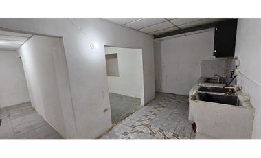 Se vende propiedad con 2 casas independientes // san miguelito YD
