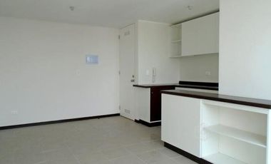 DPTO CON ESTACIONAMIENTO 3 HABITACIONES