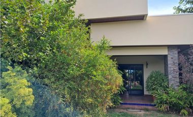 Se vende casa en La Honda // Los Santos YD