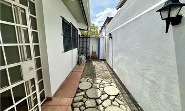 Se vende casa en Altos de Panamá