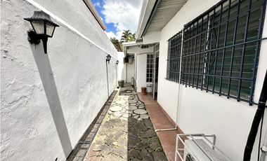 Se vende casa en Altos de Panamá