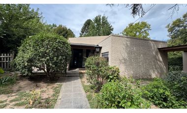 Venta casa 5 AMB - La Reja - Credito hiptcario