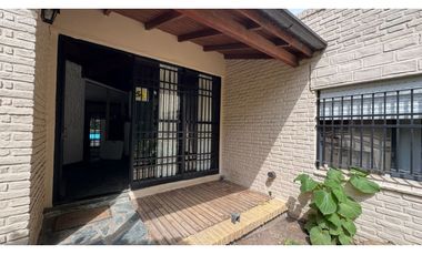 Venta casa 5 AMB - La Reja - Credito hiptcario