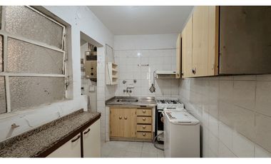 Venta Casa 2 dormis con cochera calle Alem a Reciclar