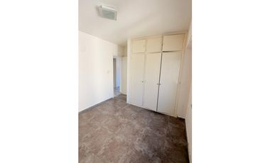 Departamento 3 amb. con balcón y cochera - Laprida y Dorrego