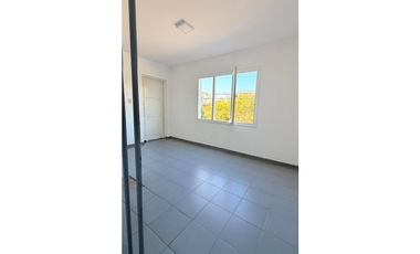 Departamento 3 amb. con balcón y cochera - Laprida y Dorrego