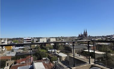 Departamentos céntricos en venta