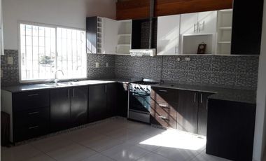 Alquiler Departamento Barrio Antártida Argentina Luzuriaga Maipú.