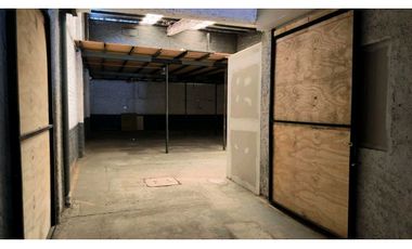 Alquiler de depósito 220M2 San Martín 353 Tunuyá.Ideal logística