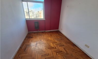 Oficina - Tres Privados - Moreno y San Luis