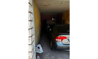 Oportunidad única! Casa a refaccionar ideal para inversión