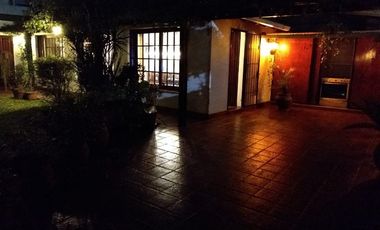 Casa en alquiler en Parque Leloir