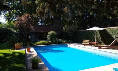 Casa en alquiler en Parque Leloir