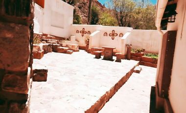 HOSTAL EN ALQUILER EN PURMAMARCA