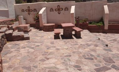 HOSTAL EN ALQUILER EN PURMAMARCA