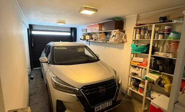 Casa en venta tres dormitorios c/ cochera en La Plata