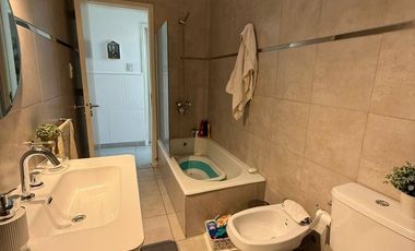 Casa en venta tres dormitorios c/ cochera en La Plata
