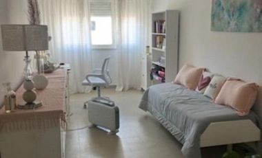 Casa en venta tres dormitorios c/ cochera en La Plata