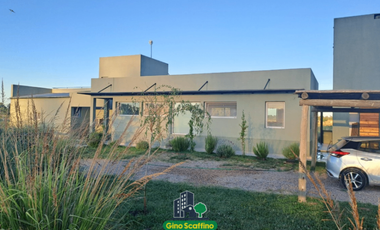 Casa en venta c/ cochera en Chacras De San Andrés