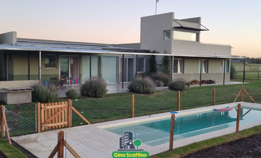 Casa en venta c/ cochera en Chacras De San Andrés