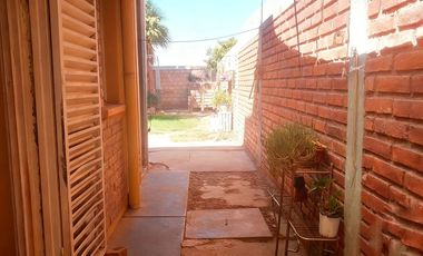 CASA 3 HABITACIONES. B° ORLANDO MARINO, RIVADAVIA