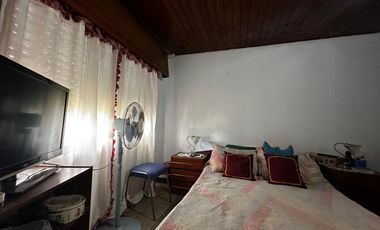 CASA 3 DORMITORIOS + MONOAMBIENTE + QUINCHO