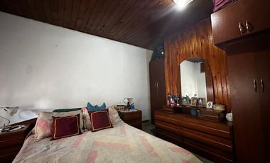 CASA 3 DORMITORIOS + MONOAMBIENTE + QUINCHO