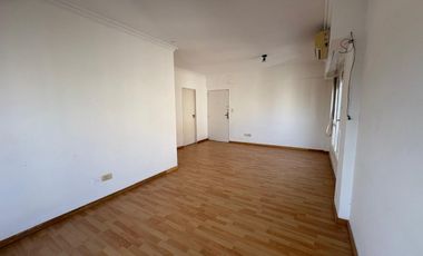 Alquiler departamento 3 ambientes-Acassuso-cochera