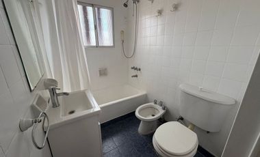 Alquiler departamento 3 ambientes-Acassuso-cochera