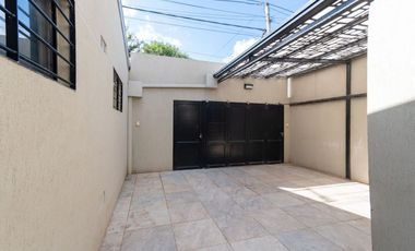 CASA DE CATEGORIA EN SANTO TOME