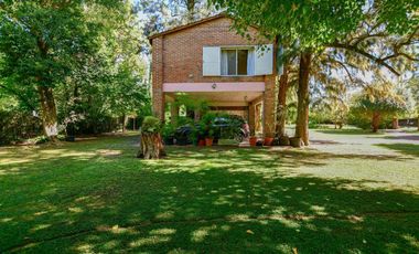 CASAS EN VENTA  VILLA ELISA. LA PLATA