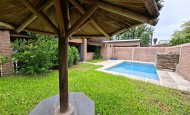 Casa en Caima, 2 dorm, quincho, pileta, bajada río