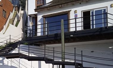 Casa en Arriendo en Preciosa casa con vista al mar en calle Las Perlas en Subida del Encanto Reñaca