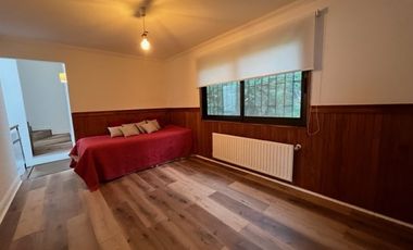 Casa en Arriendo en Preciosa casa con vista al mar en calle Las Perlas en Subida del Encanto Reñaca