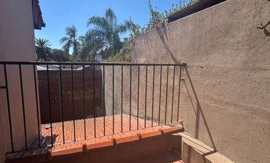 VENTA CHALET 2 PLANTAS 5 AMBIENTES CON QUINCHO