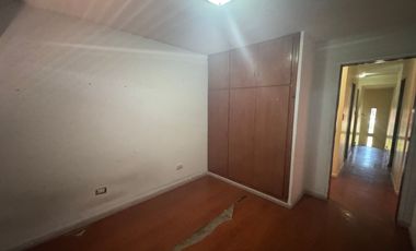 VENTA CHALET 2 PLANTAS 5 AMBIENTES CON QUINCHO