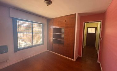 VENTA CHALET 2 PLANTAS 5 AMBIENTES CON QUINCHO
