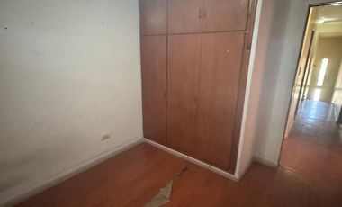 VENTA CHALET 2 PLANTAS 5 AMBIENTES CON QUINCHO