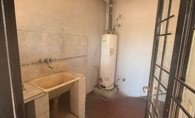 VENTA CHALET 2 PLANTAS 5 AMBIENTES CON QUINCHO