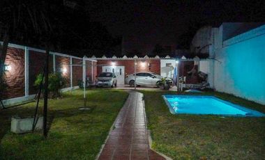 VENTA PH 4 AMB TAPIALES COCHERA PARQUE PISCINA