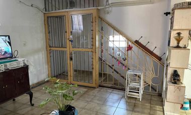 VENTA GALPON CON DEPARTAMENTOS  LANUS OESTE