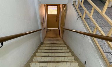 VENTA GALPON CON DEPARTAMENTOS  LANUS OESTE